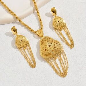 1 Pair Of Earrings + 1 Necklace Traditional Bridal Jewelry Set